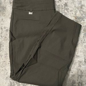 Dark green dress pants size Xl